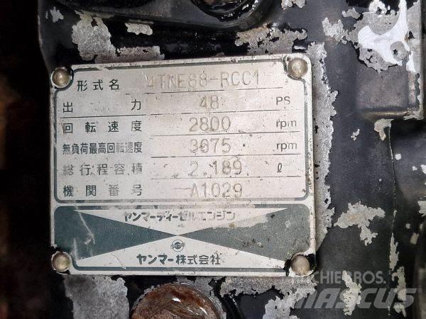 Yanmar 4TNE88-RCC1 Motorji