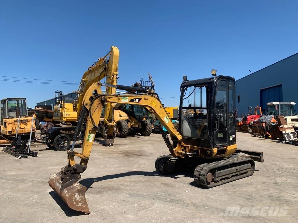 CAT 302.7 D CR Mini bagri <7t
