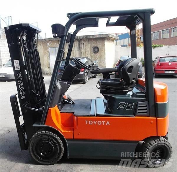 Toyota 7 FBMF 25 Električni viličarji