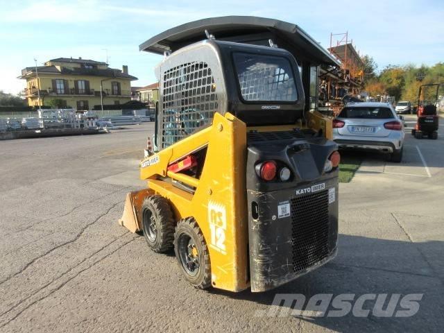 Kato AS12 Skid steer mini nakladalci