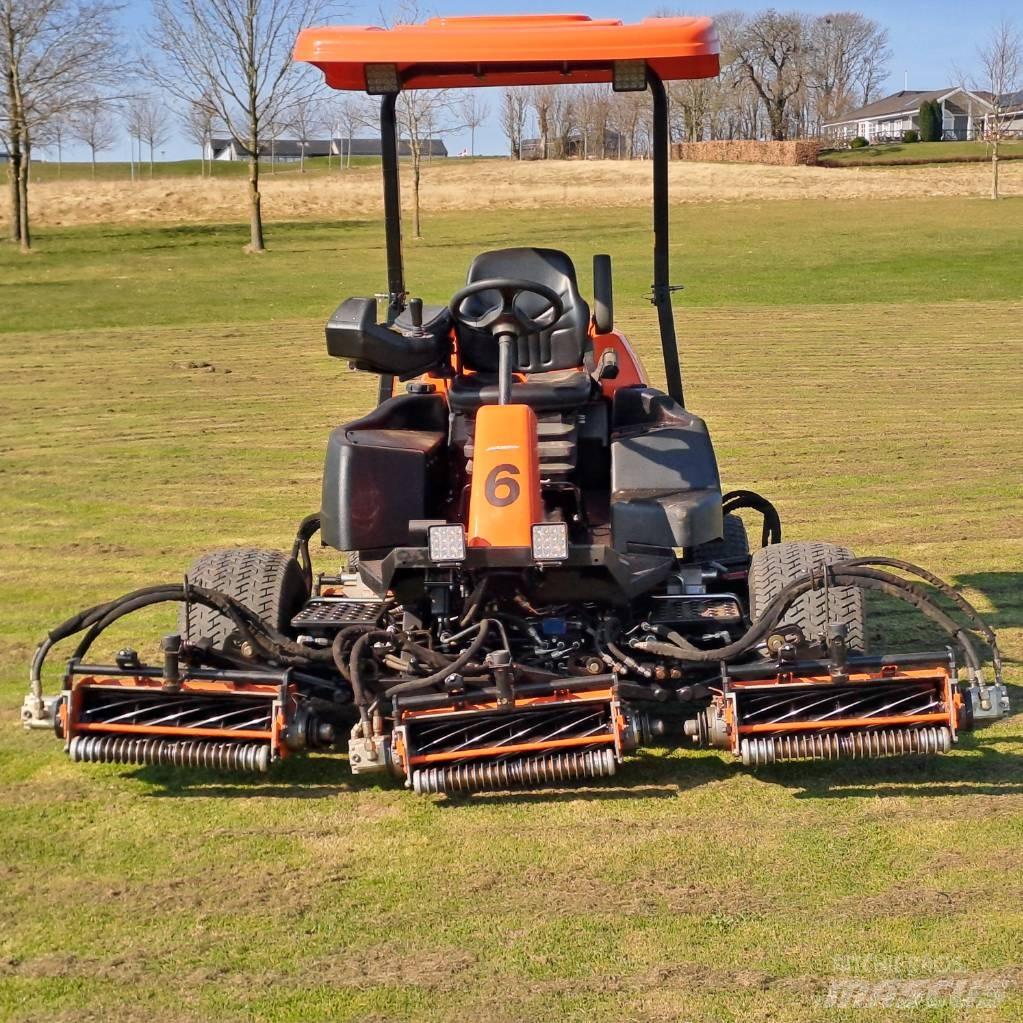Jacobsen LF570 Kosilnice za zunanji prostor
