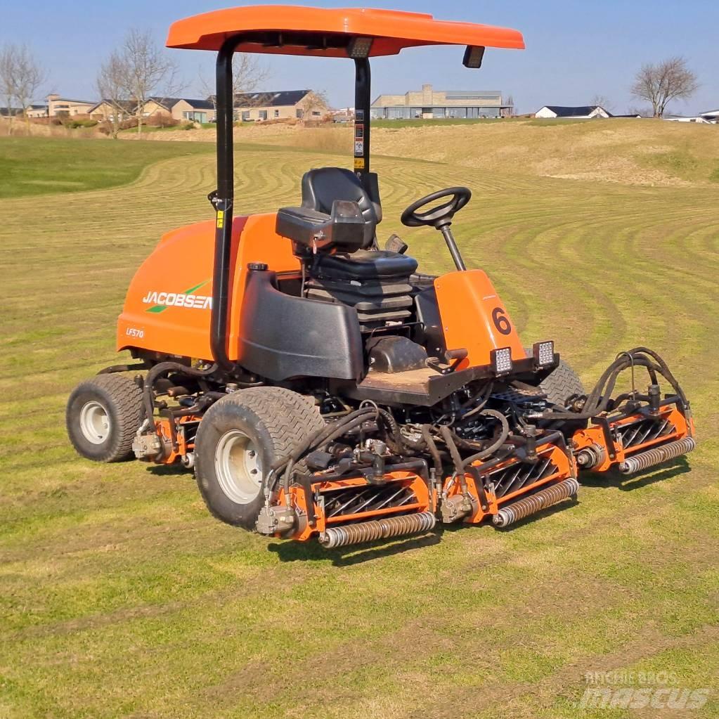 Jacobsen LF570 Kosilnice za zunanji prostor
