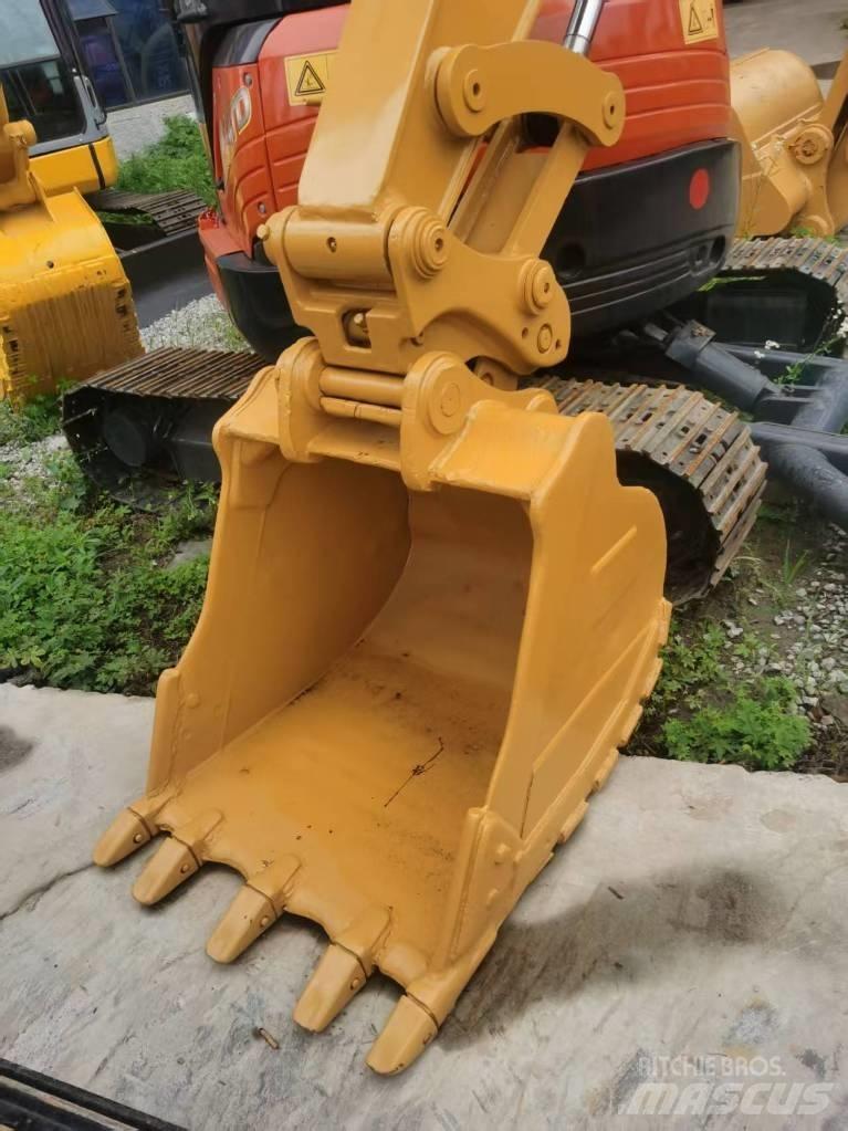 CAT 307.5 Bagri goseničarji