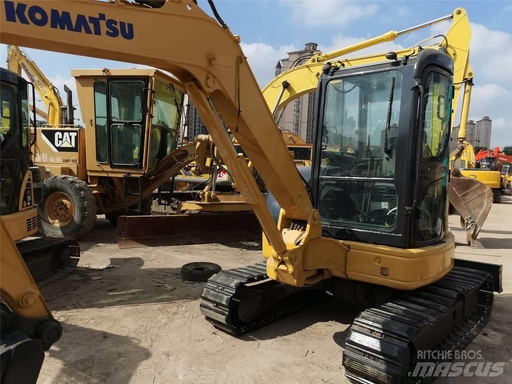 Komatsu PC 35 Mini bagri <7t