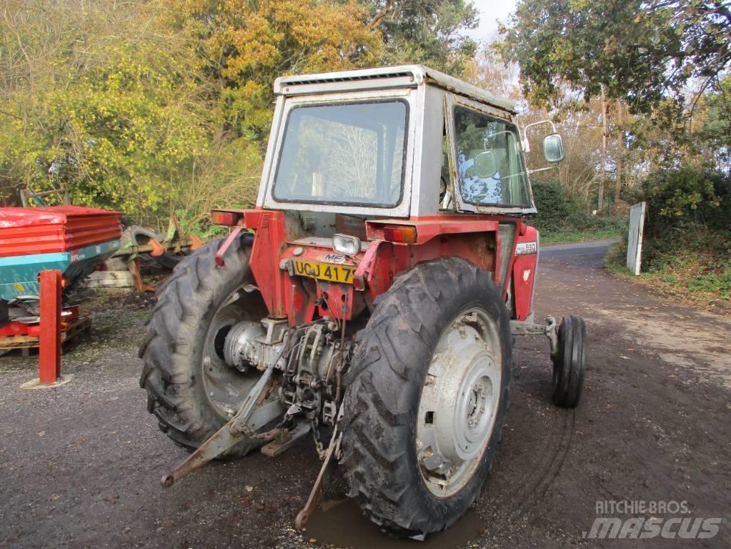 Massey Ferguson 590 Traktorji