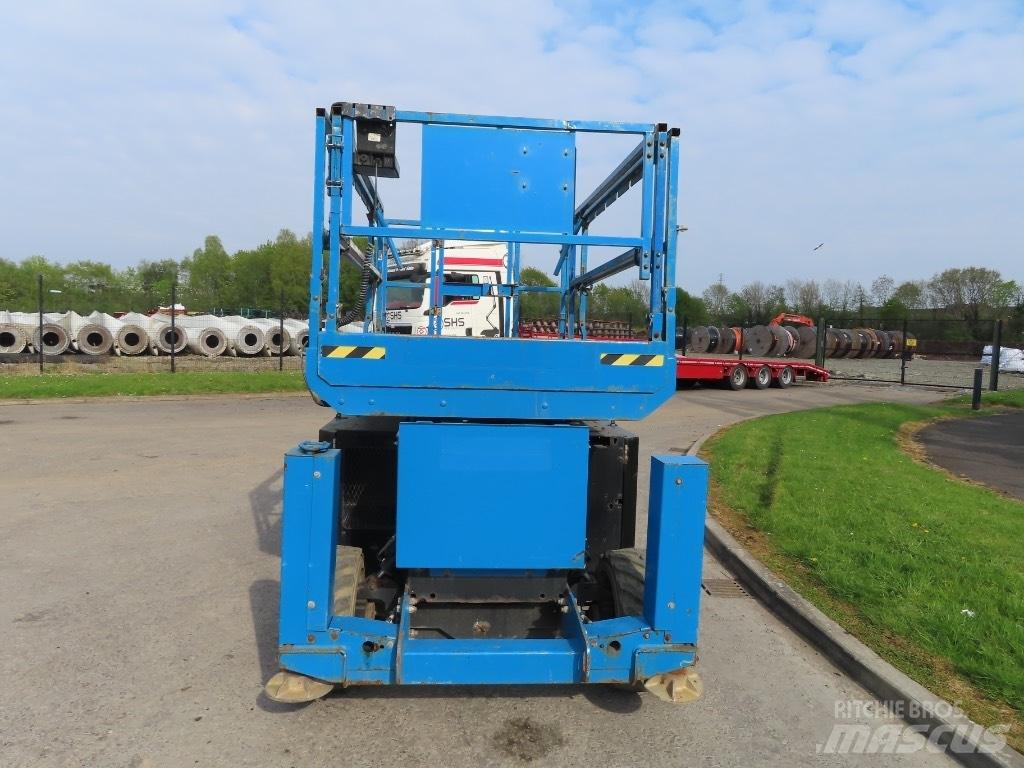 Genie GS 3369 RT Škarjaste dvižne ploščadi