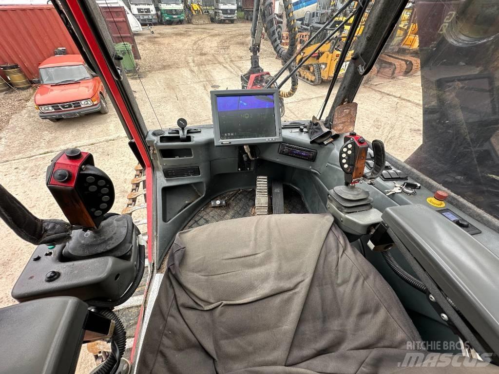 Valmet 911.4 Harvesterji
