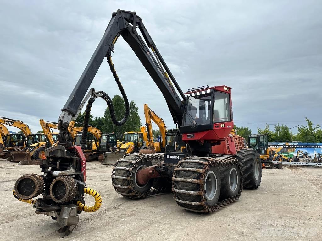 Valmet 911.4 Harvesterji