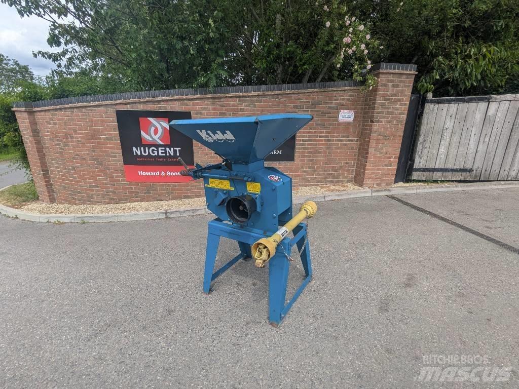  KIDD 6" ROLLER MILL Hranilnice živine