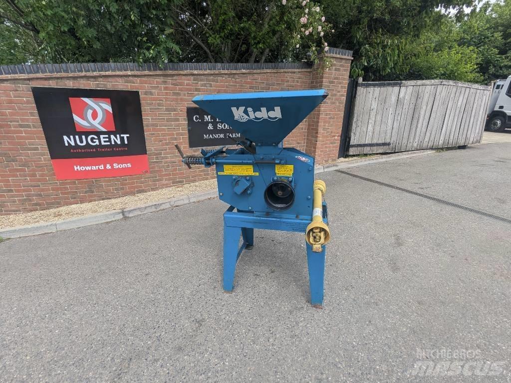  KIDD 6" ROLLER MILL Hranilnice živine