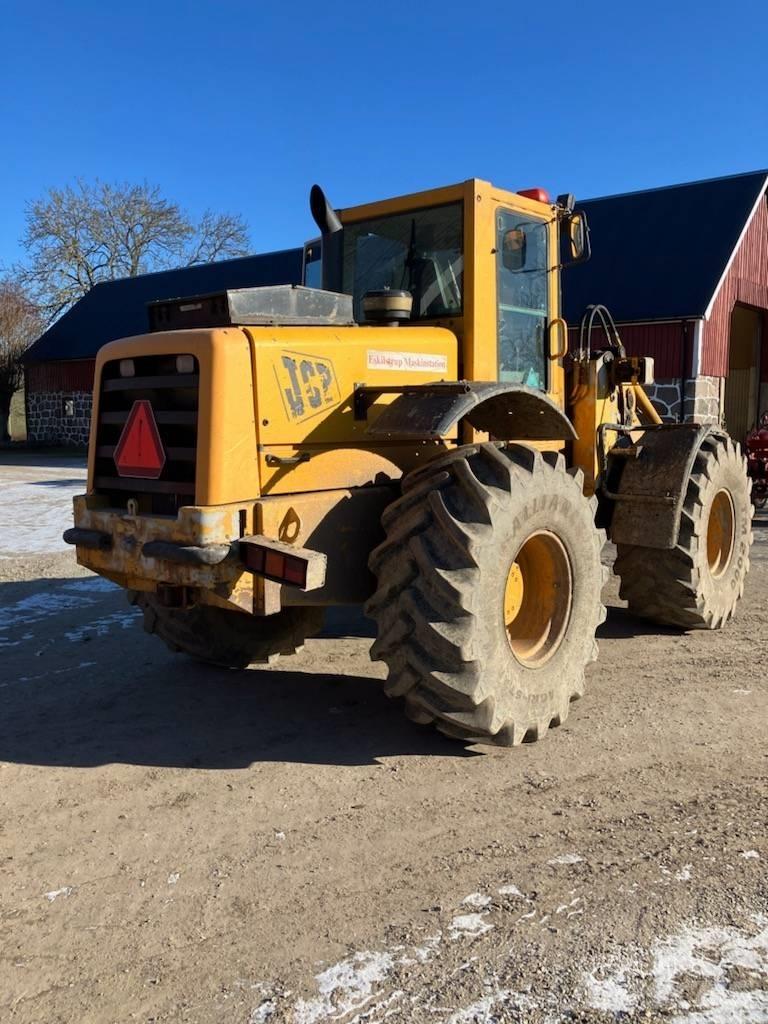 JCB 414S Kmetijski teleskopski nakladalci