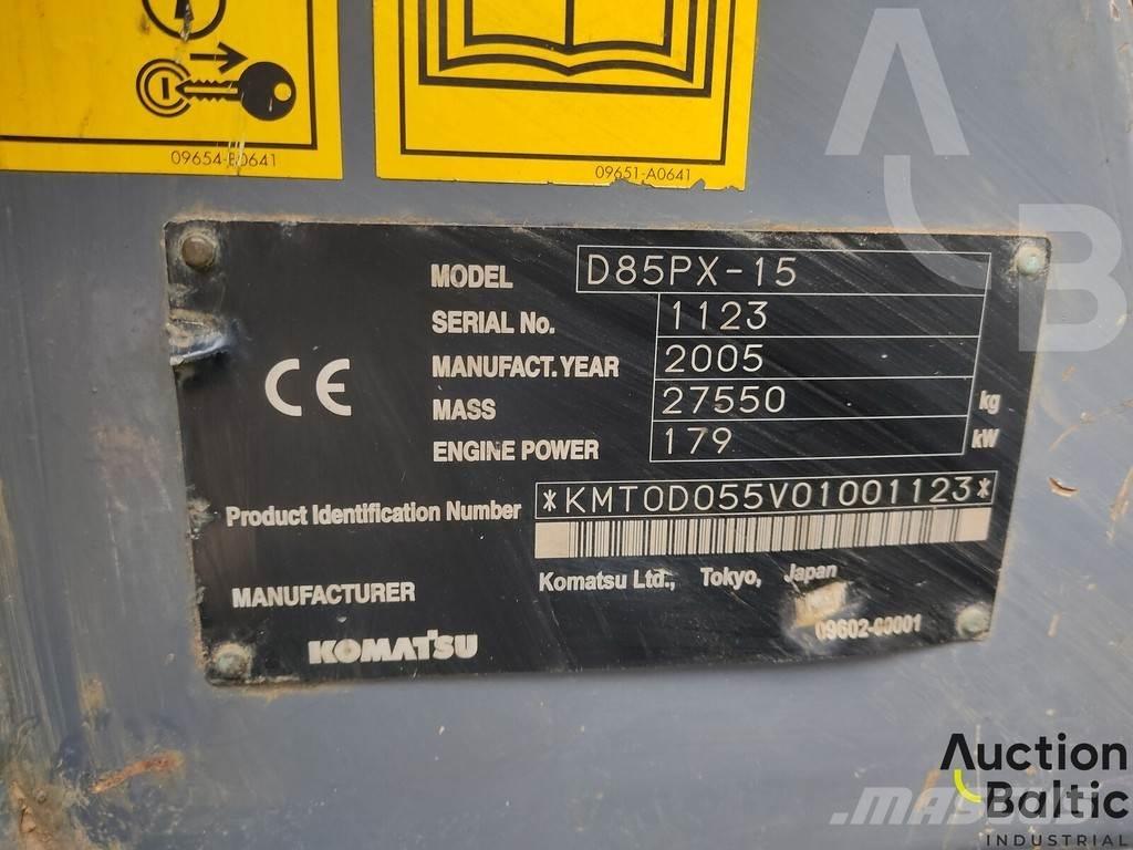 Komatsu D85PX-15 Buldožerji goseničarji
