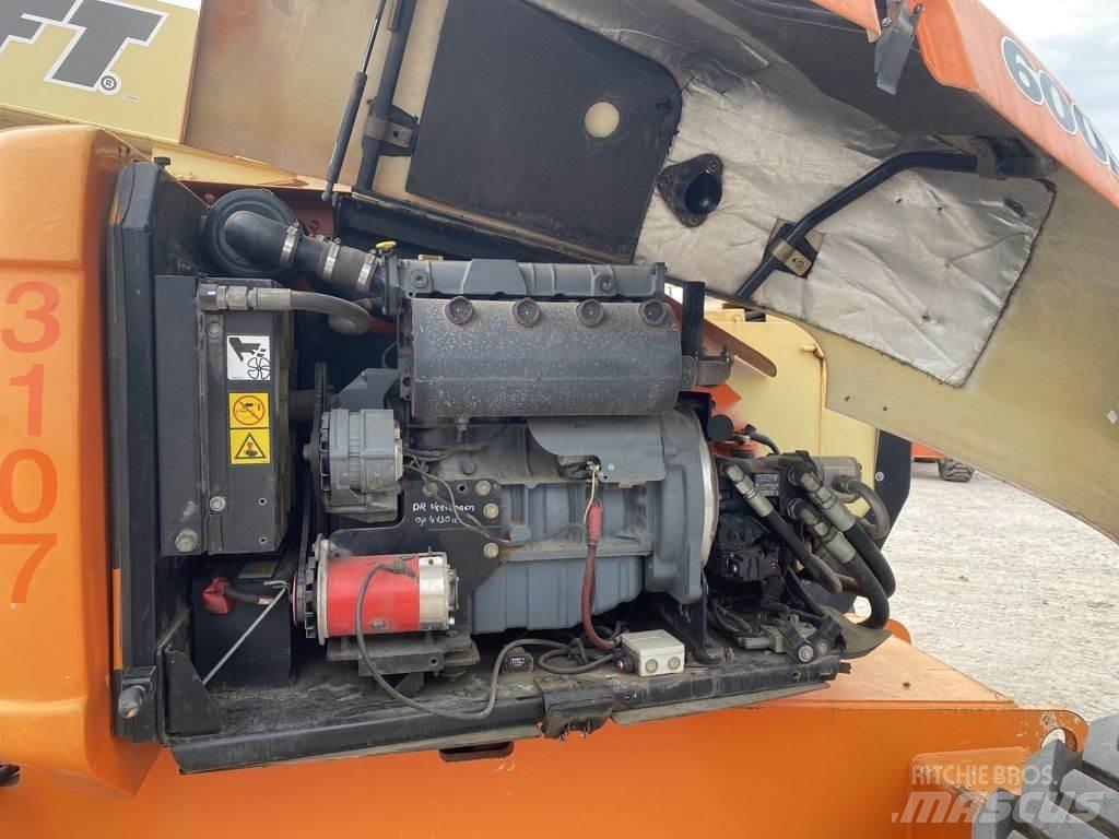 JLG 600AJ Zglobne dvižne ploščadi