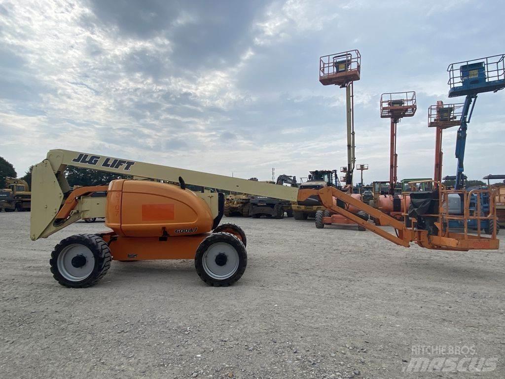 JLG 600AJ Zglobne dvižne ploščadi
