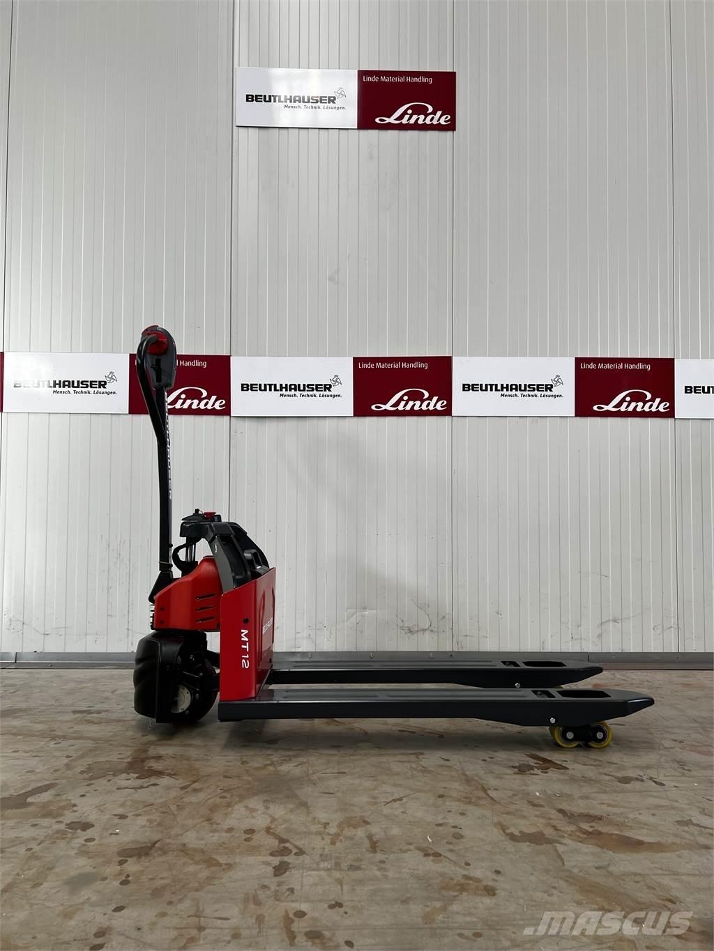 Linde MT12 Ročni električni viličar