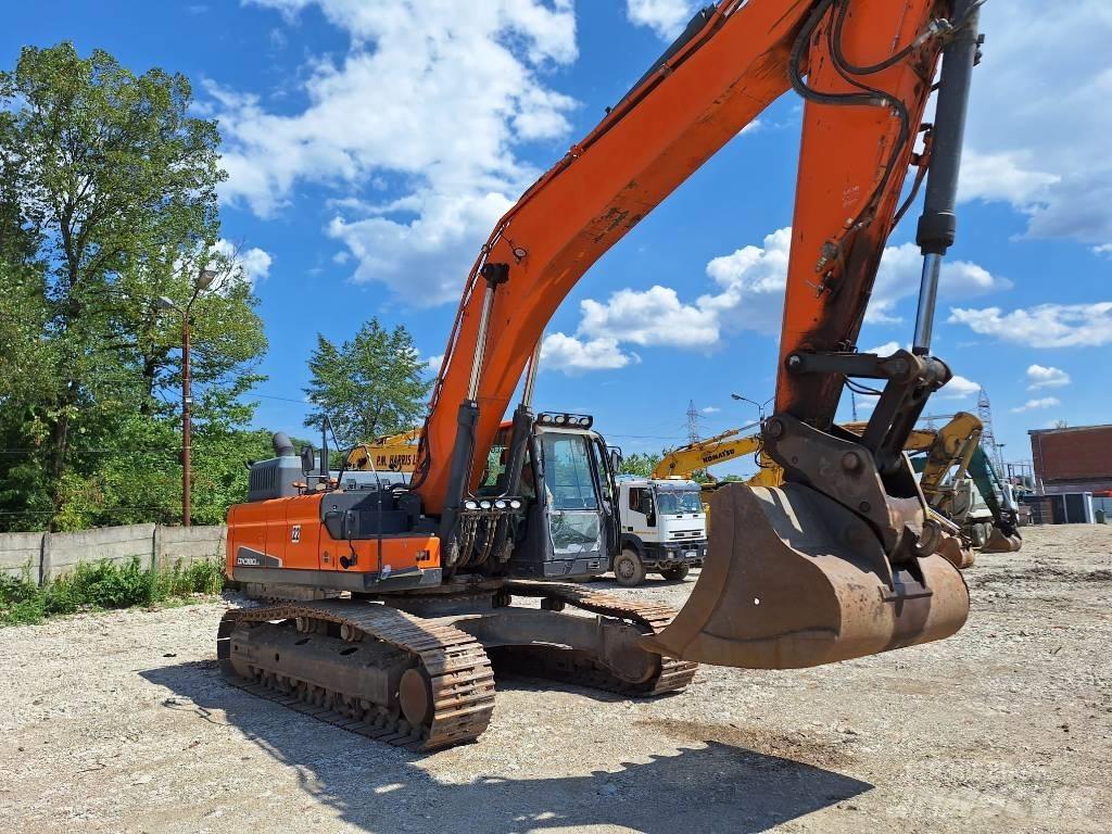 Doosan DX 380 Bagri goseničarji