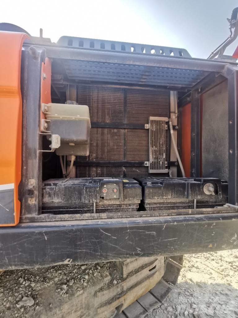 Doosan DX 380 Bagri goseničarji
