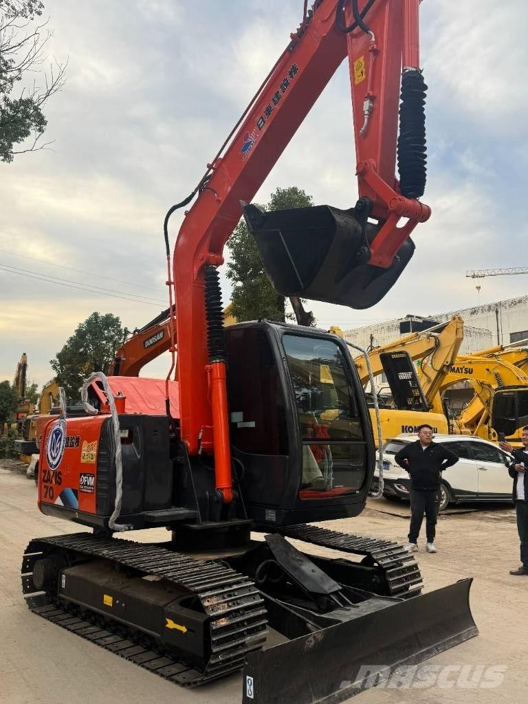 Hitachi ZX 70 Mini bagri <7t