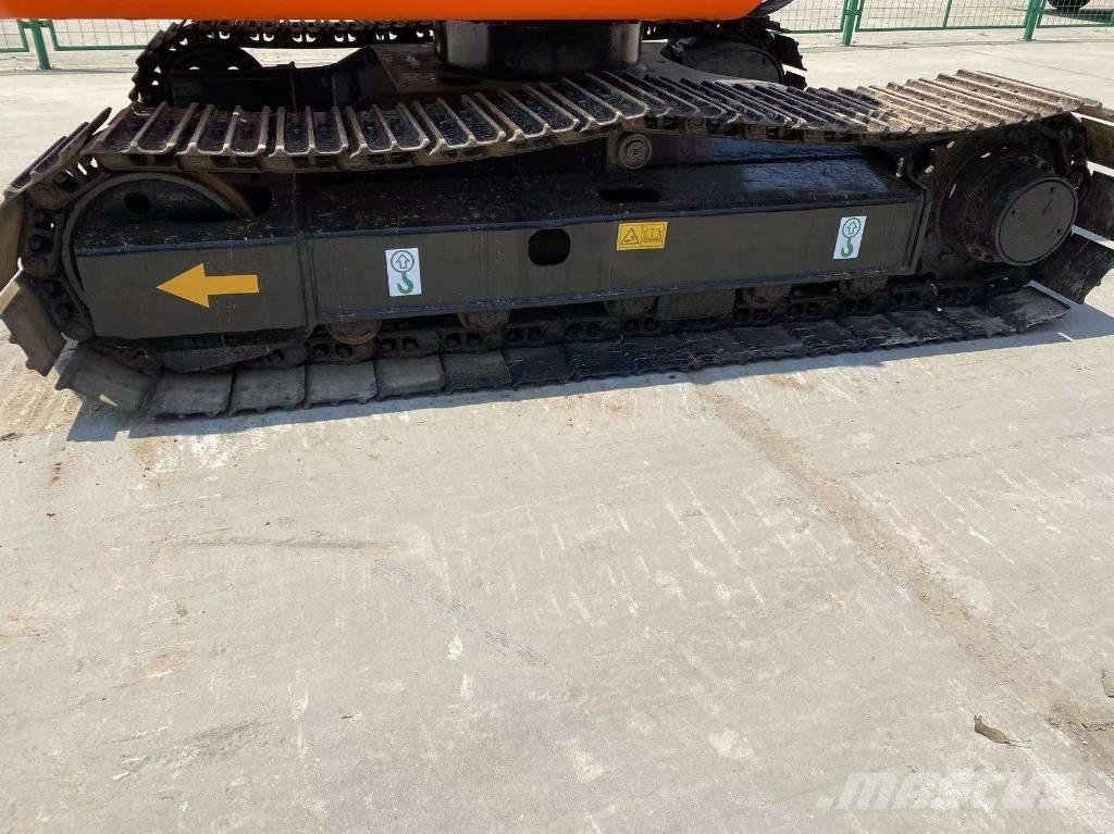 Hitachi ZX 60 Mini bagri <7t