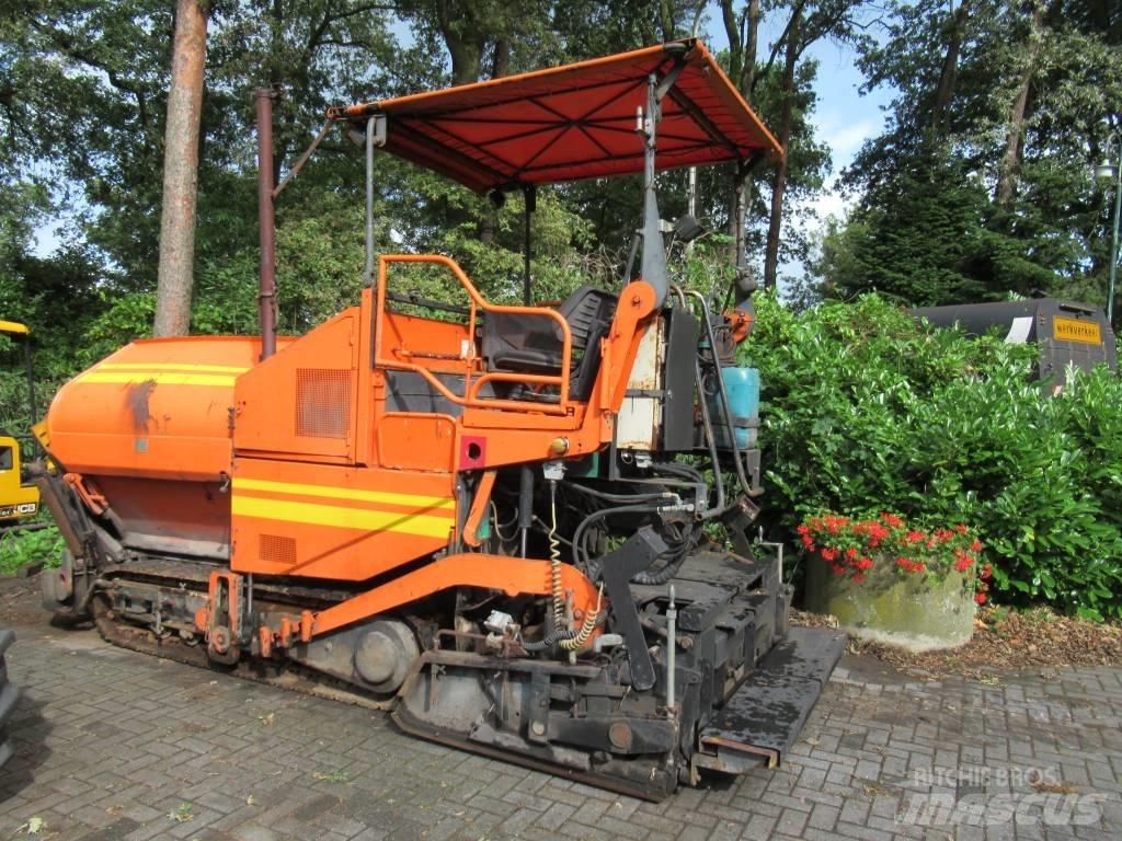 Demag DF 65 C  DF 115 Asfaltni finišerji