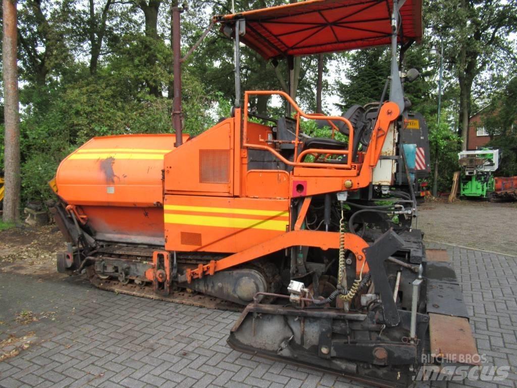 Demag DF 65 C  DF 115 Asfaltni finišerji