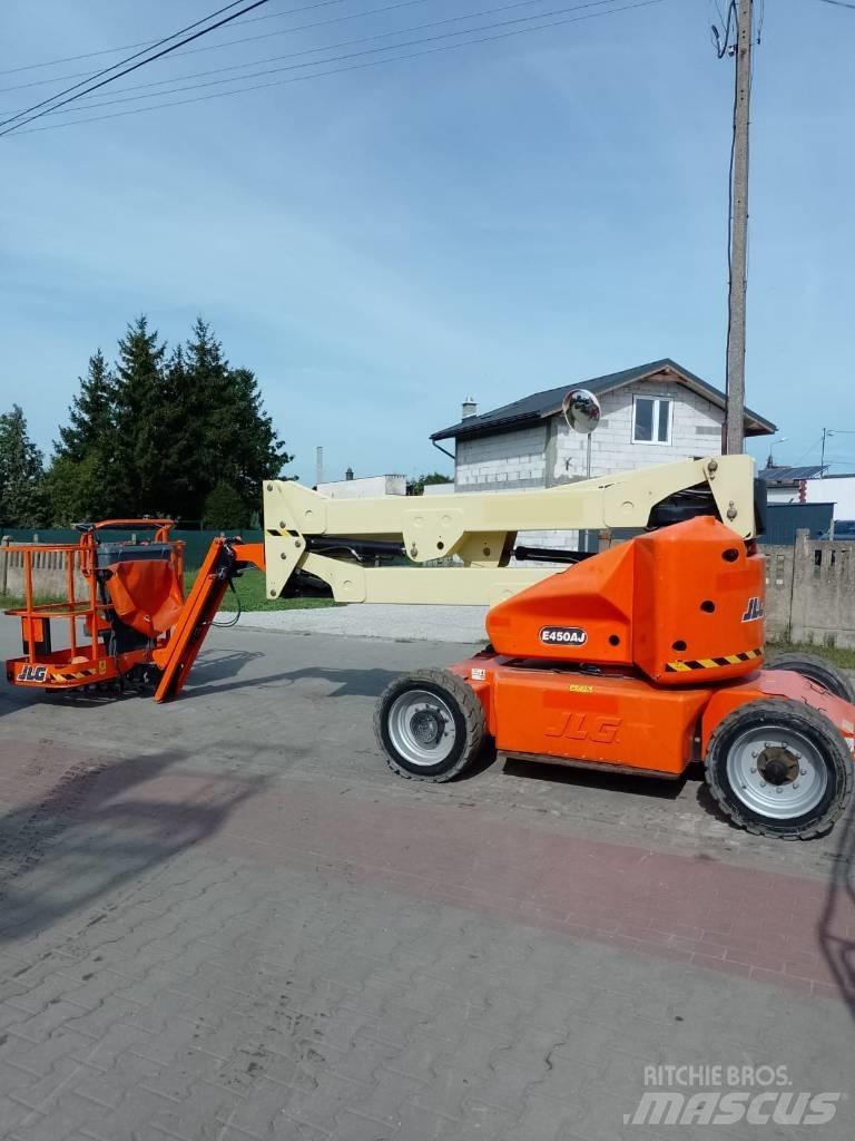 JLG E 450 AJ Zglobne dvižne ploščadi