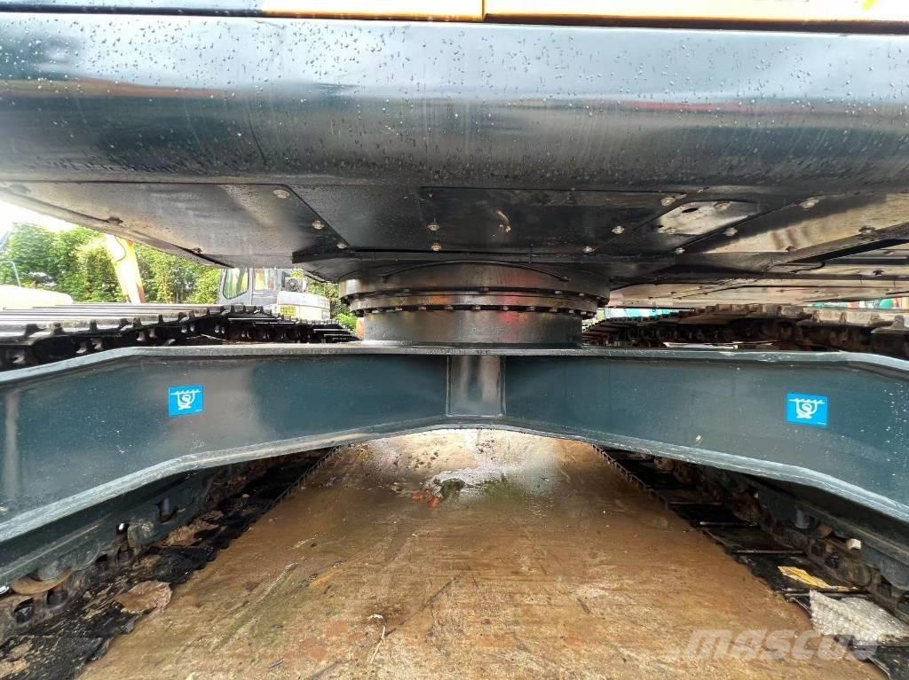 Hyundai 220 LC-9T Bagri goseničarji