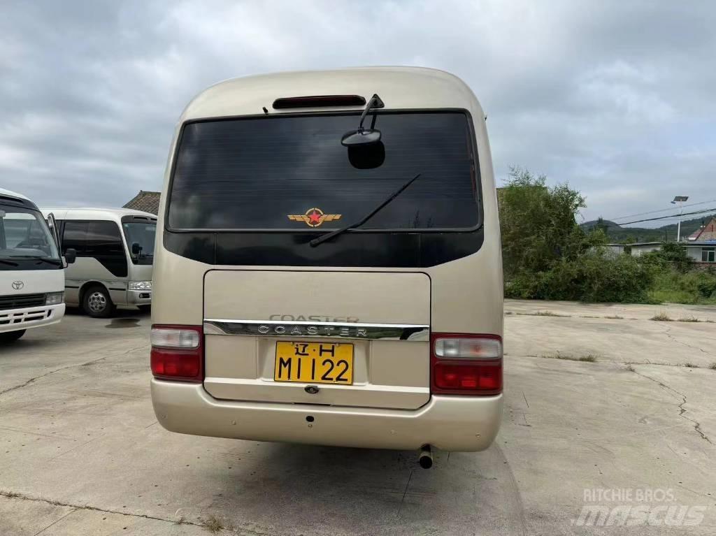 Toyota Coaster Bus Mini avtobusi