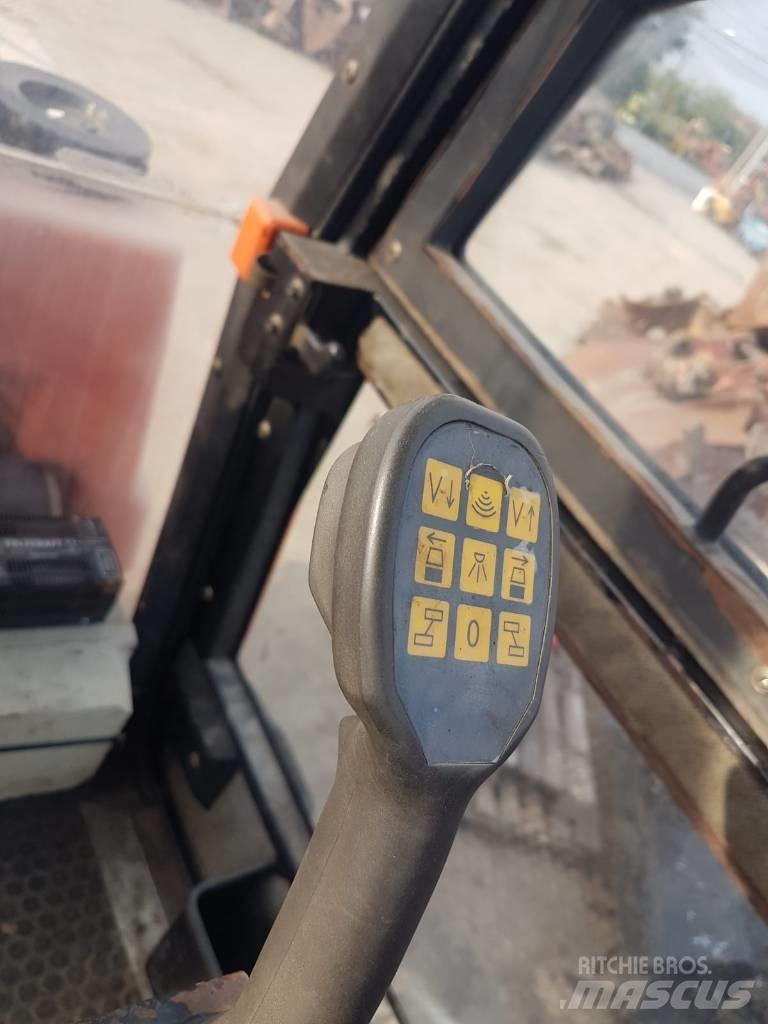 Ammann AV  95 Dvojni valjarji
