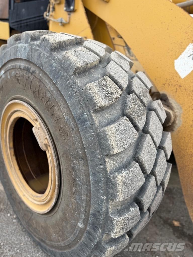 CAT 950 H Kolesni nakladalci