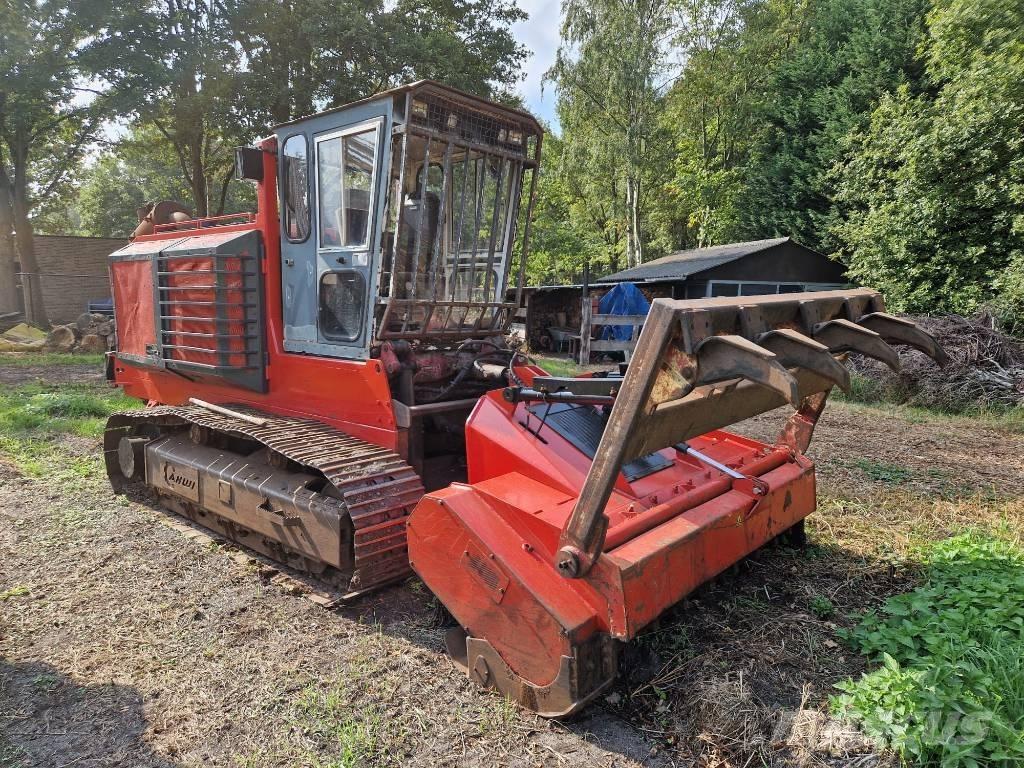 Ahwi RT350 Gozdarski traktorji