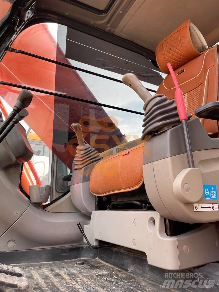 Hitachi ZX 240 Bagri goseničarji
