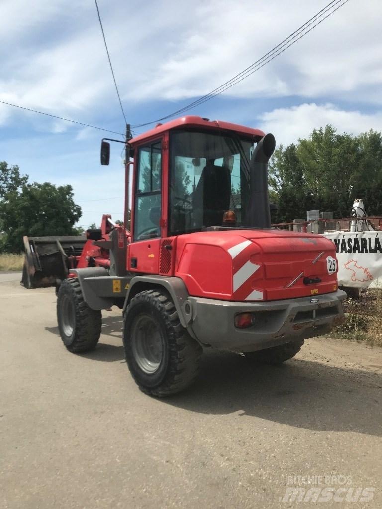 Volvo L 30 G Kolesni nakladalci
