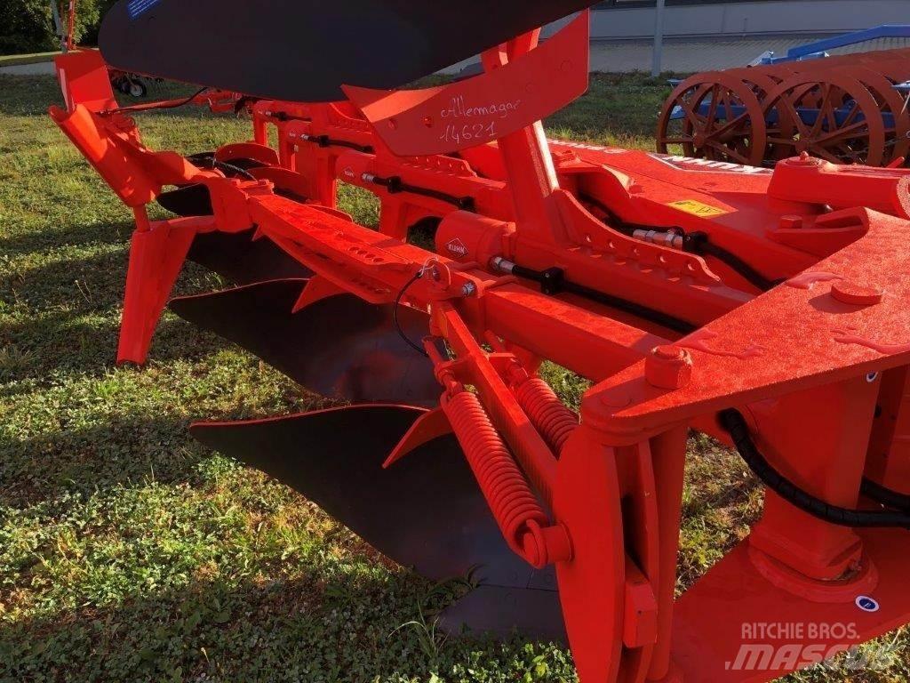 Kuhn VM 153 5 Plugi