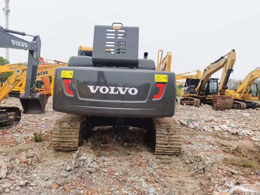 Volvo EC210D Bagri goseničarji