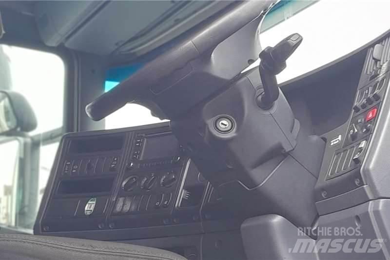 Scania G460 Drugi tovornjaki