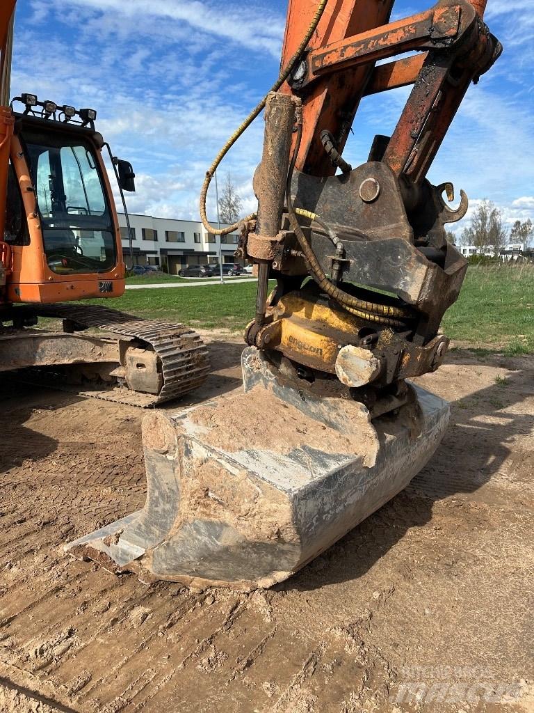 Doosan DX 255 LC Bagri goseničarji