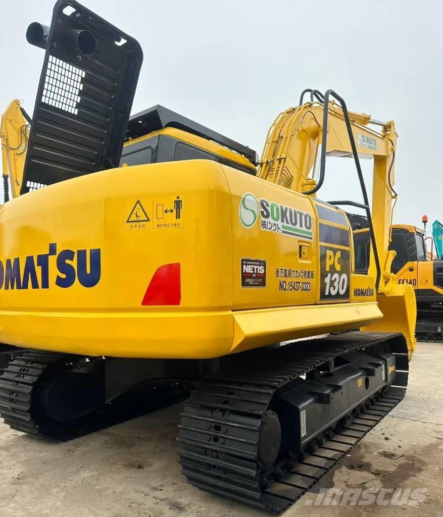 Komatsu 130 Bagri goseničarji