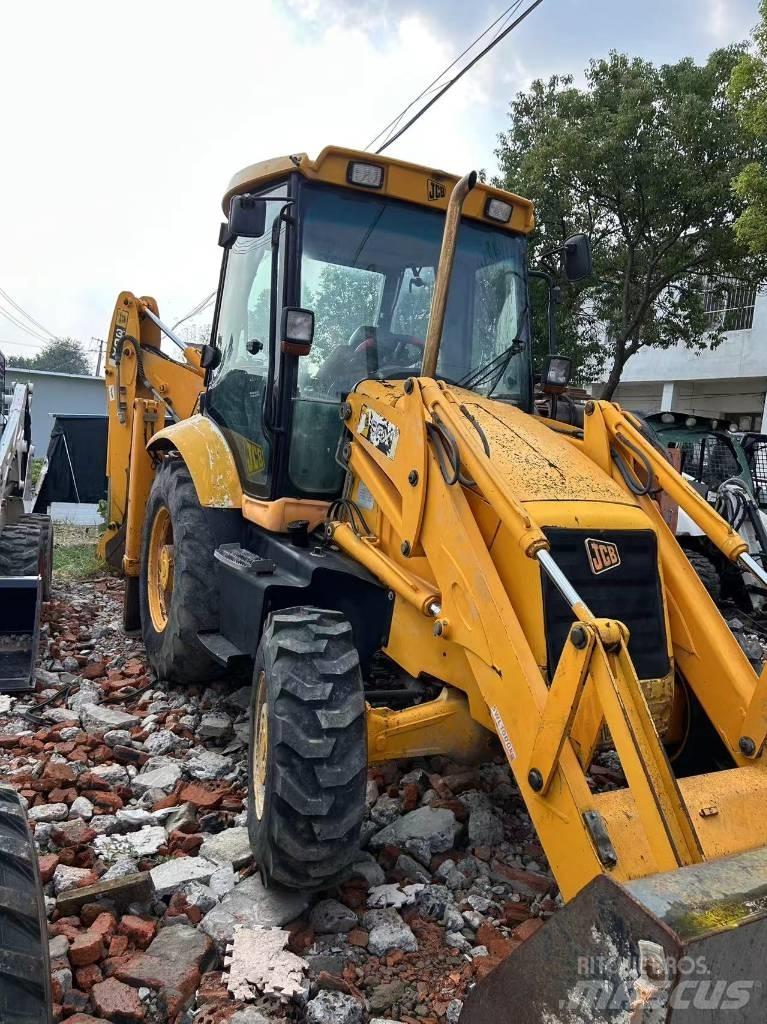 JCB 3 CX Rovokopači