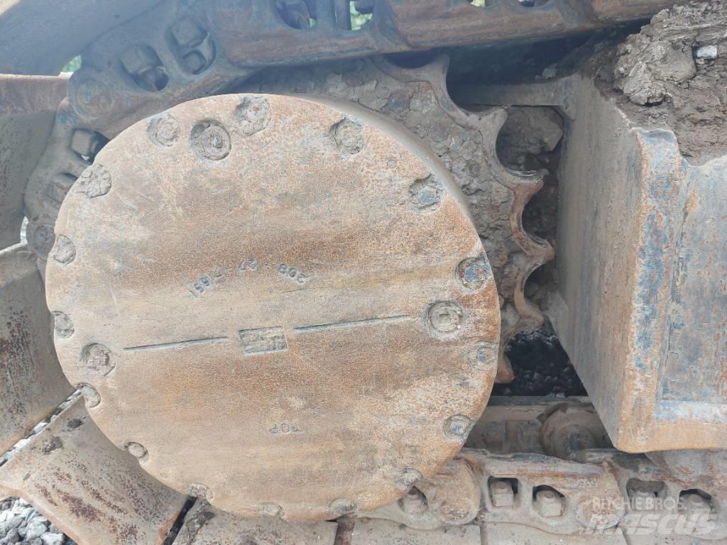 Komatsu PC490LC-11 Bagri goseničarji