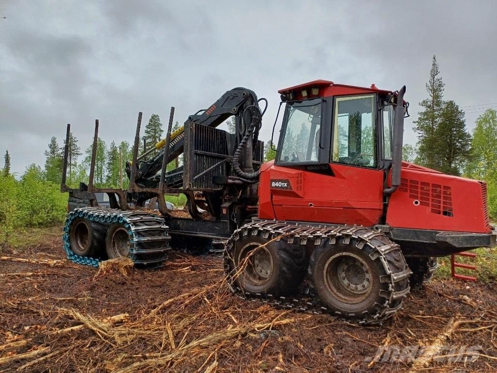 Komatsu 840 TX Forwarderji