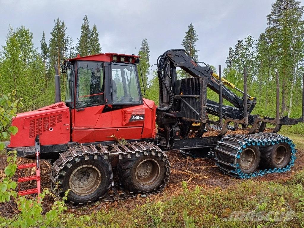 Komatsu 840 TX Forwarderji