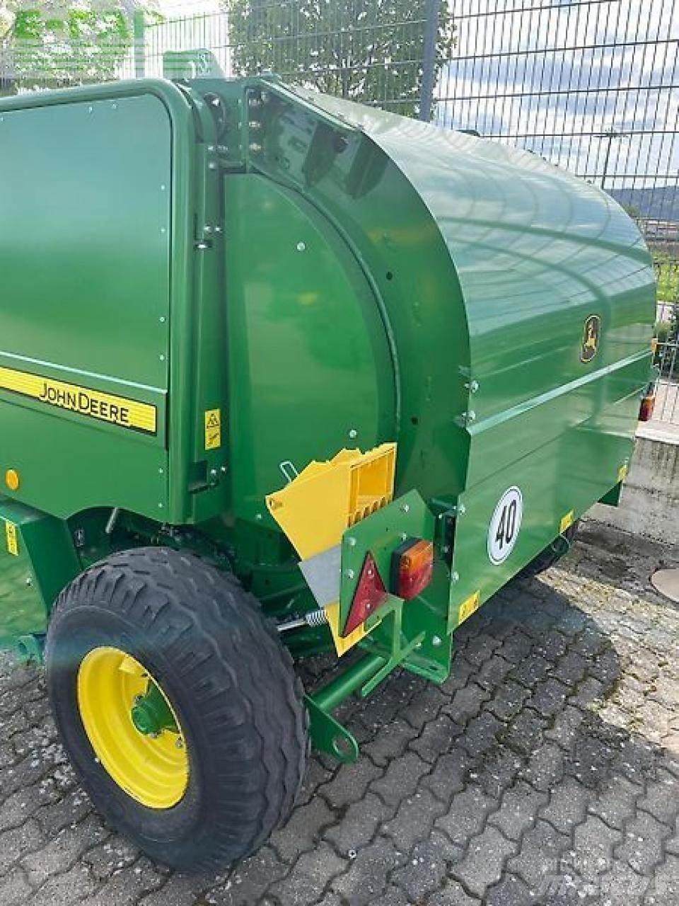 John Deere f440e Balirke (kvadratne bale)