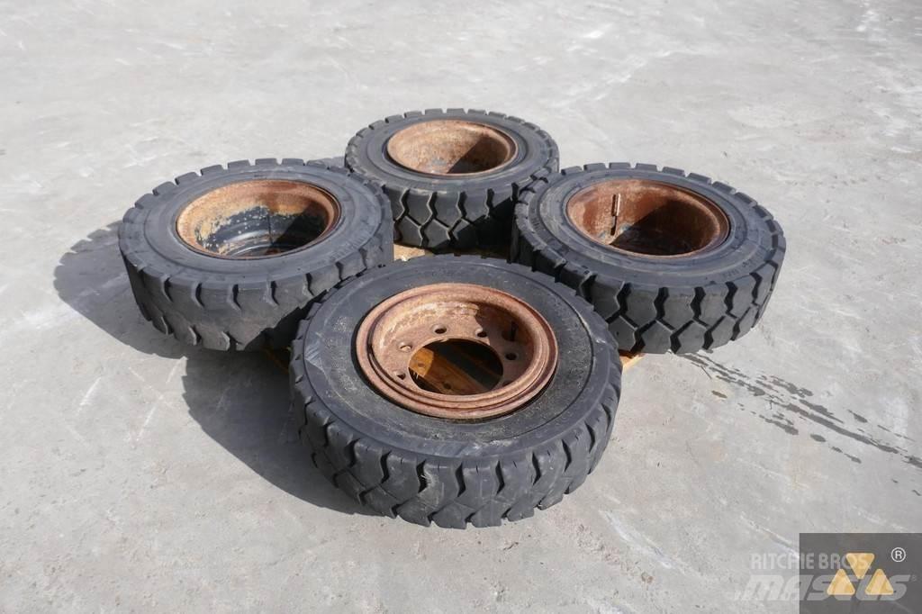 Trelleborg 7.50-15 Gume, kolesa in platišča
