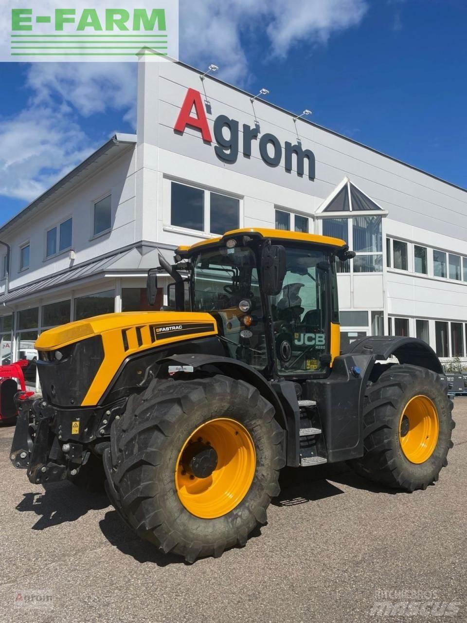 JCB fastrac 4220 Traktorji