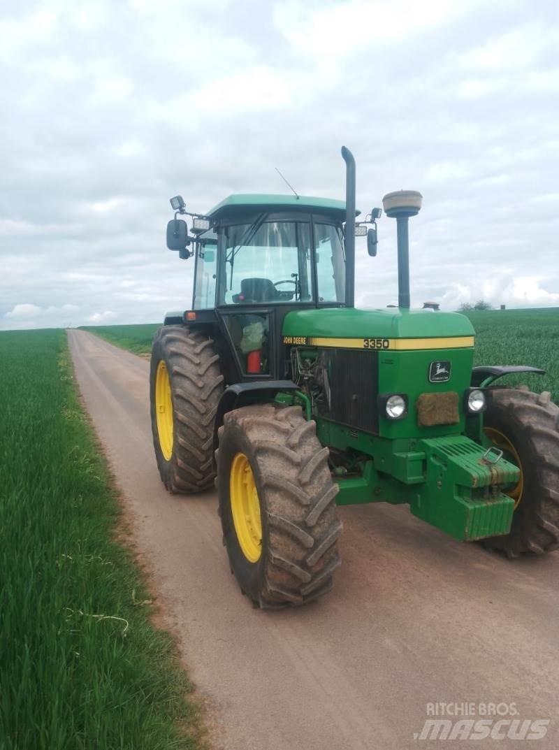 John Deere 3350 Traktorji