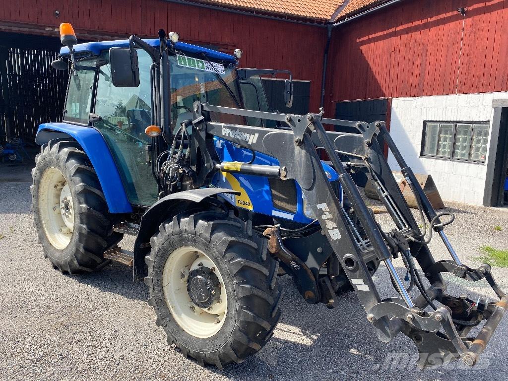 New Holland T 5040 Traktorji