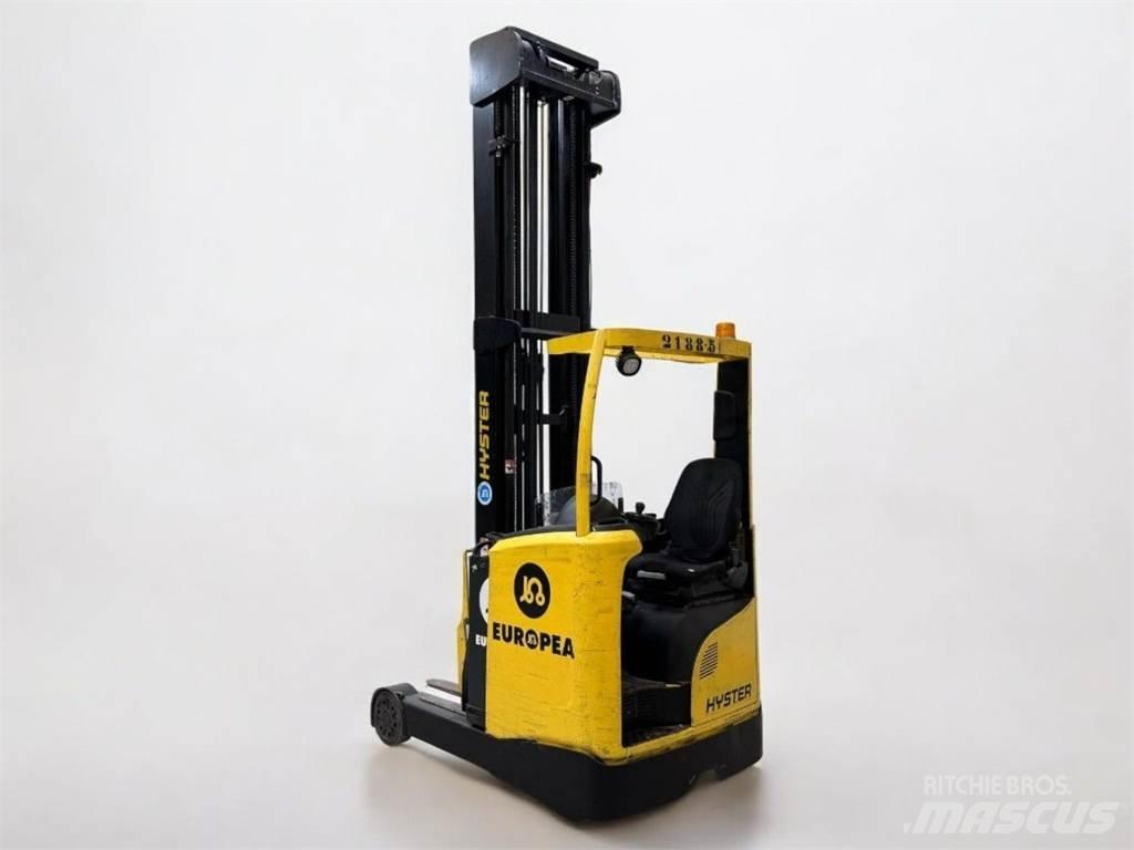 Hyster R1 6 Viličarji s pomičnim teleskopom