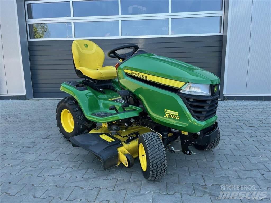 John Deere X380 Kosilnice za travo