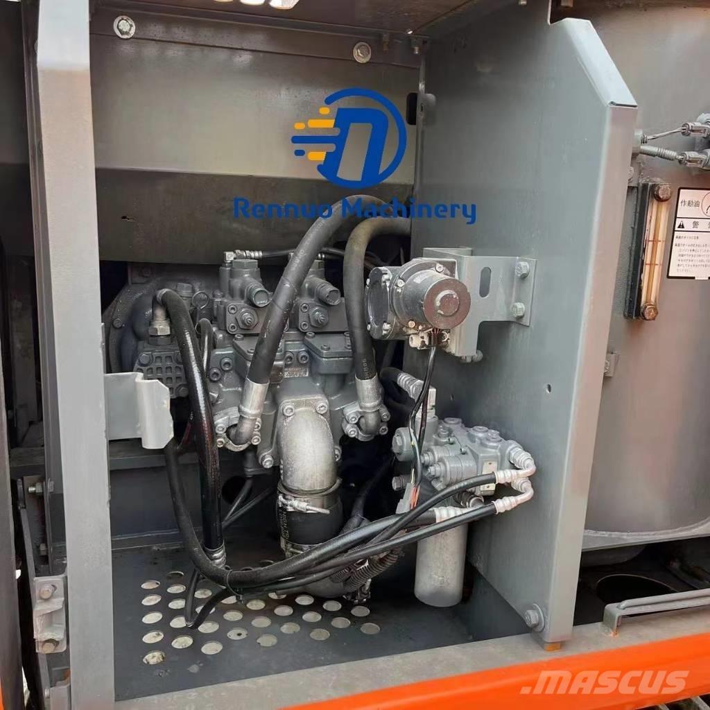 Hitachi EX 120 Bagri goseničarji